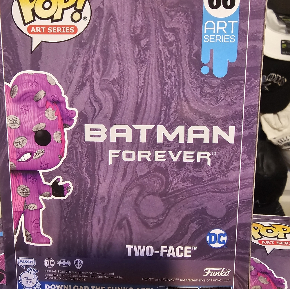TARGET EXCLUSIVE  Funko Pop " BATMAN FOREVER,"  edition of Two Face. - Picture 5 of 7